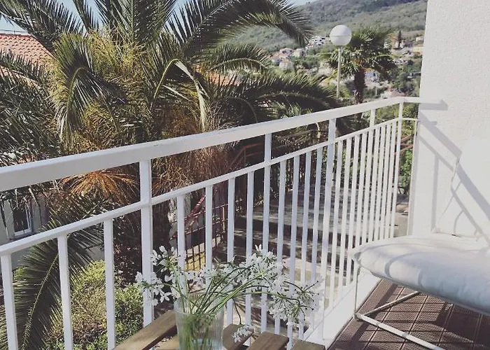 Mypalmassuite With Free Parking In Lägenhet Opatija